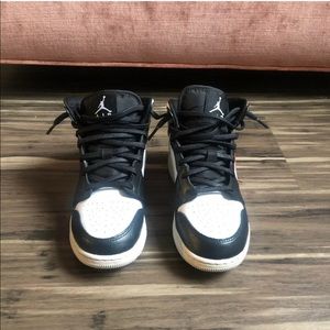 Nike Air Jordan Retro V boys’s shoes